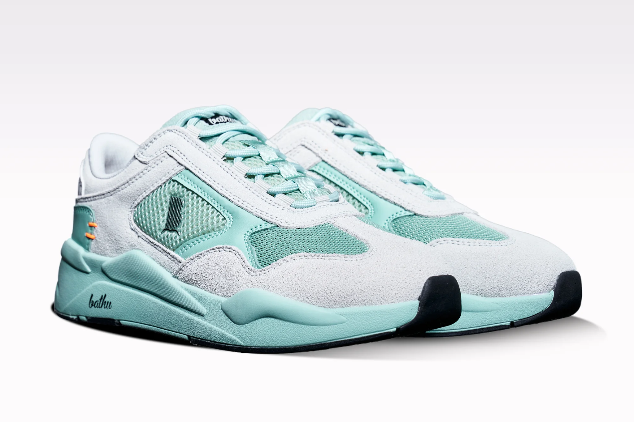 10/43 - Pastel Green - Image 3